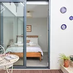 Charming House With Terrace In Lisbon.Wifi.